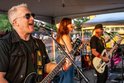 Alive @ Five Musician Crash the Limo